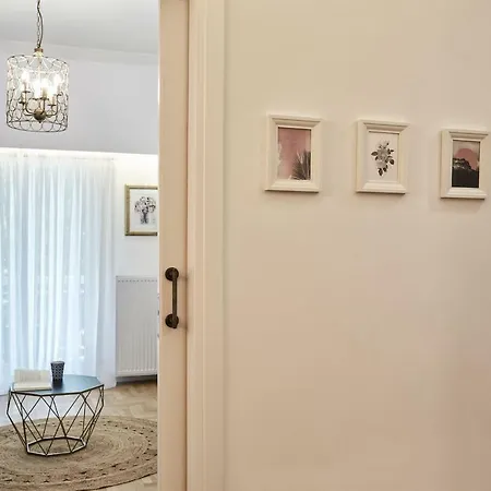 Apartment Trendy Living In Koukaki