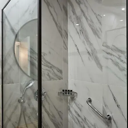 Trendy Living In Koukaki Athens